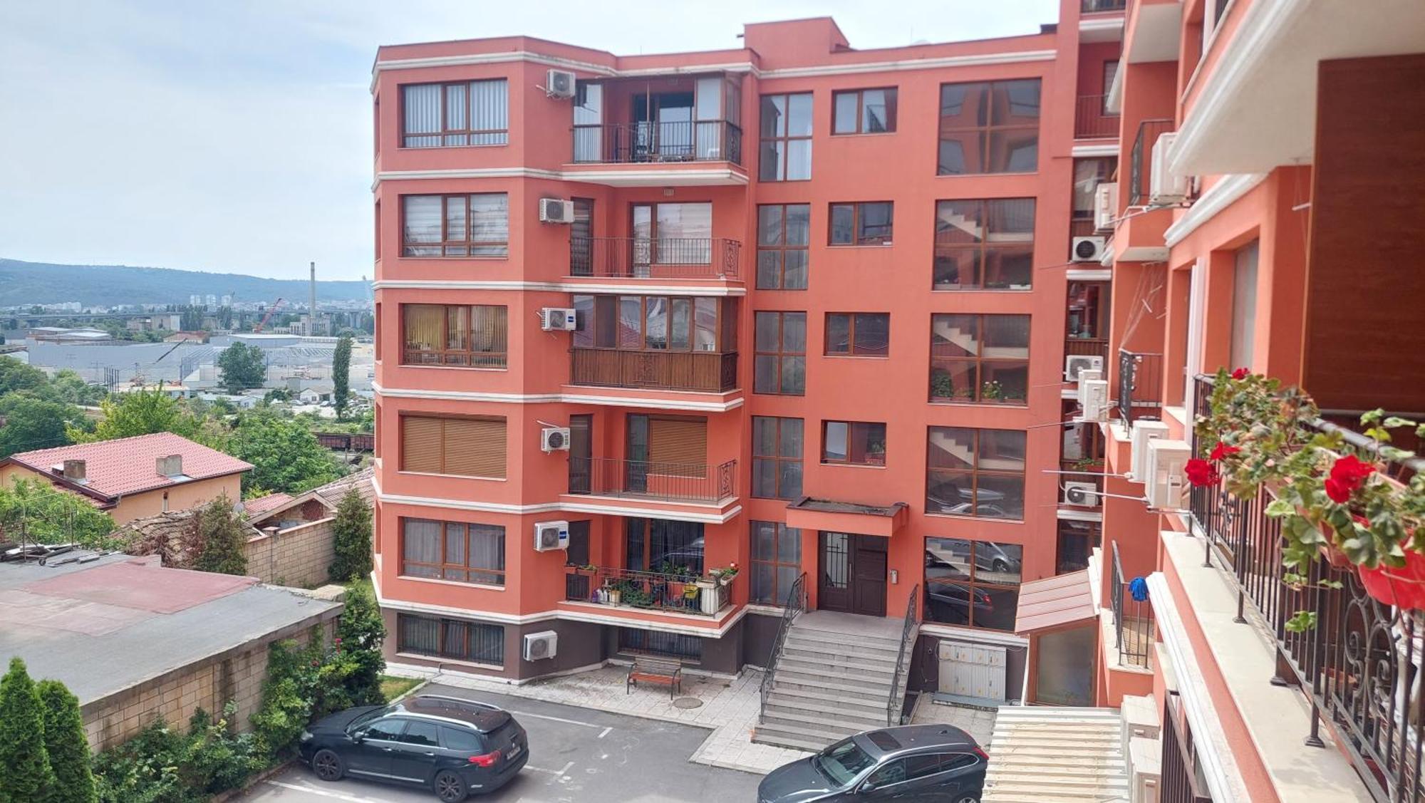 Krimski Apartment - Free Private Parking Varna Exteriör bild